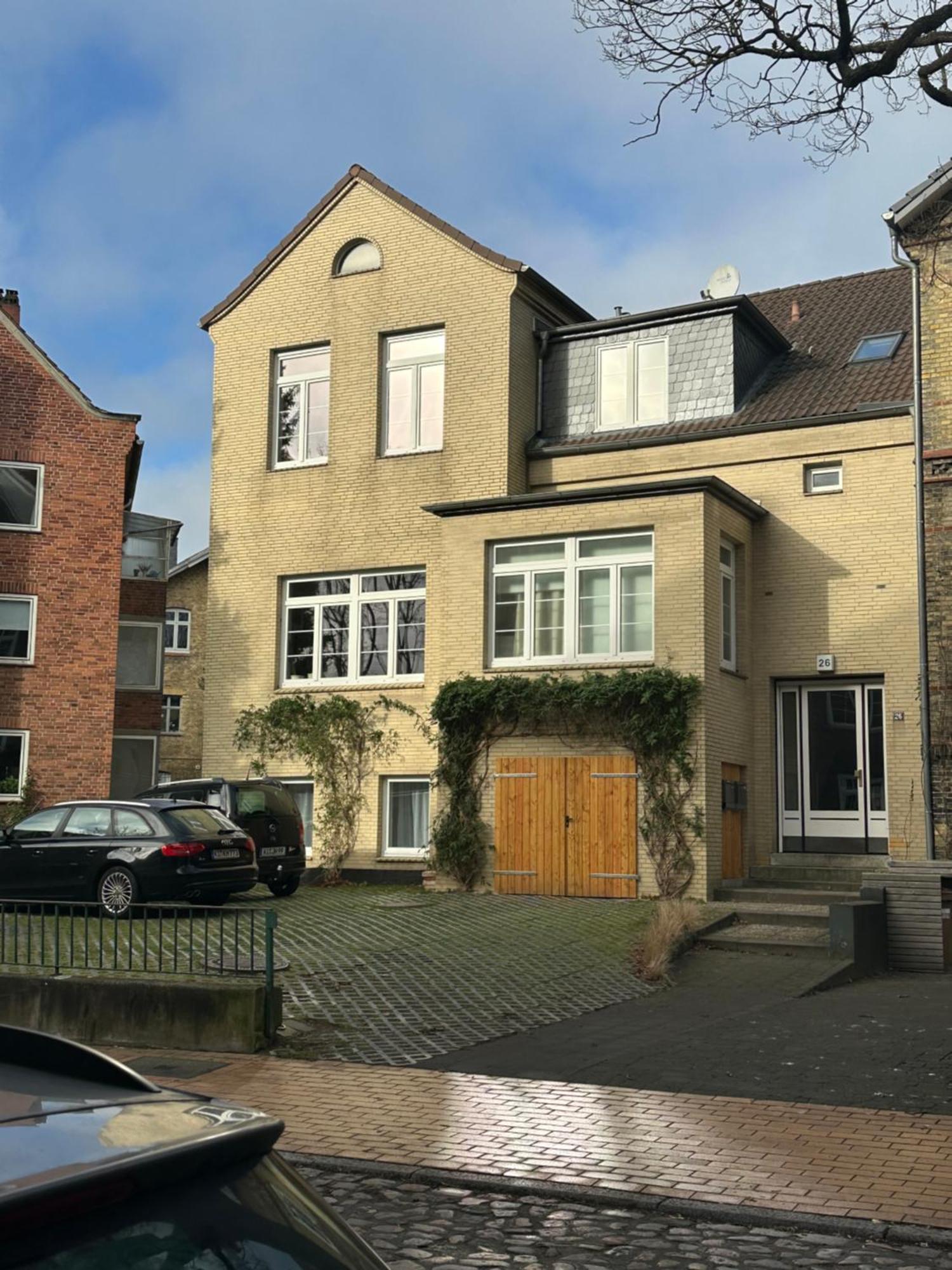 Gemuetliche Sanierte 1 Zimmer Wohnung Mit Privatem Parkplatz Im Zentrum 基尔 外观 照片